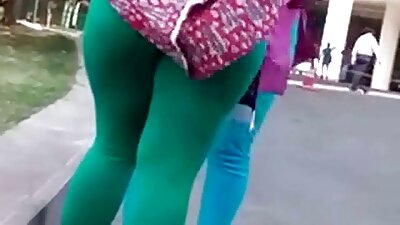 Busty आई मिळवत डबल Fucked पासून हॉर्नी स्टड